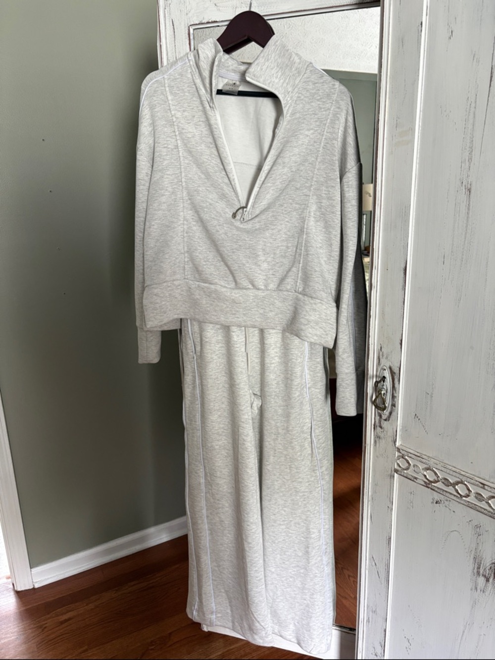 Danskin Light Gray Two-Piece Track Pants & Cropped Hoodie Set